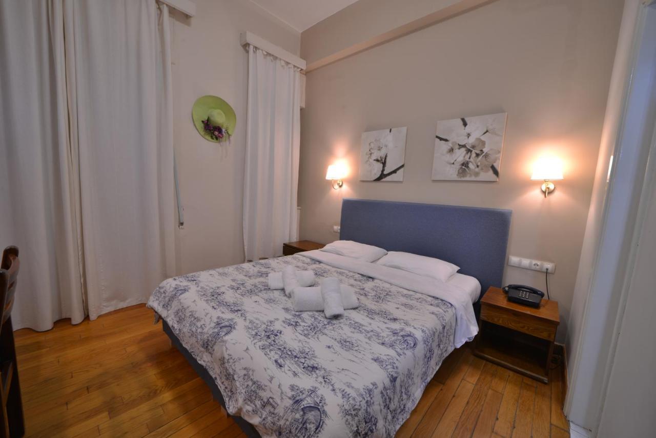 Vassilikon Hotel Лоутраки Экстерьер фото