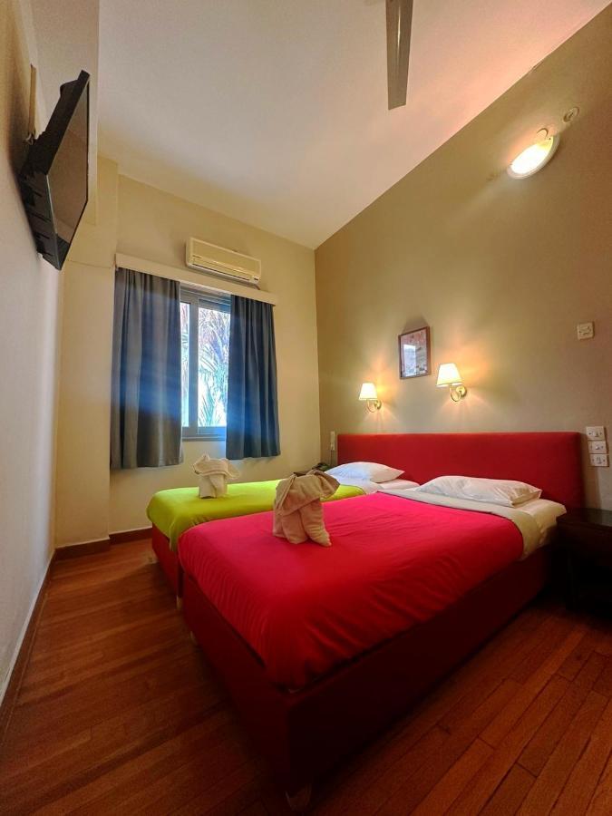 Vassilikon Hotel Лоутраки Экстерьер фото