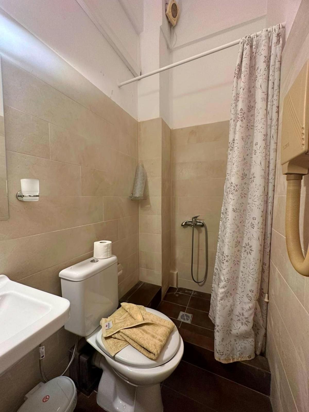 Vassilikon Hotel Лоутраки Номер фото